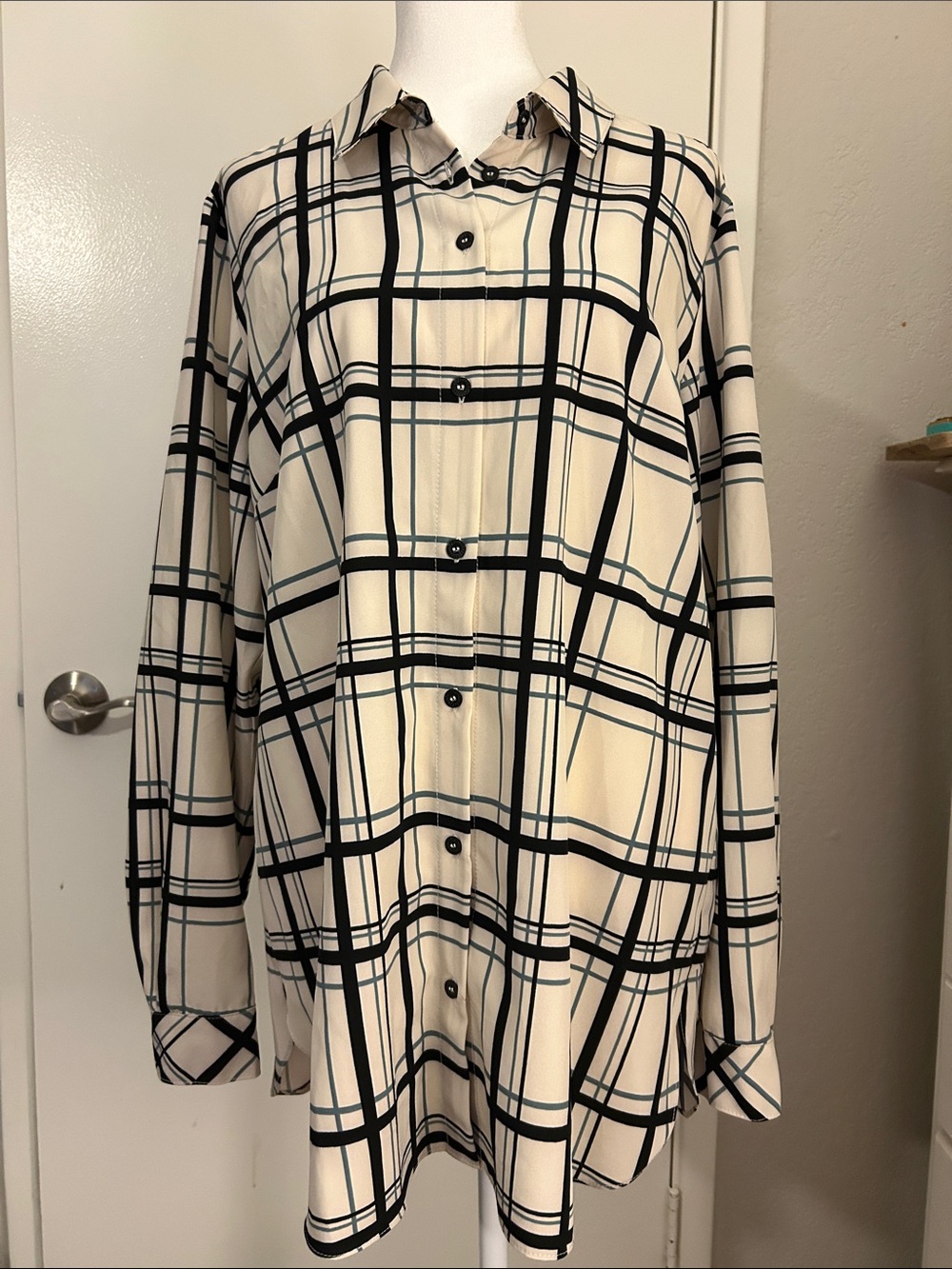 Susan Graver long sleeve blouse